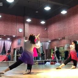 无功底成人舞蹈视频-第3张图片-亚洲AV中文无码乱人伦