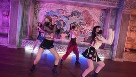 太空舞蹈成人分解视频,跟随视频轻松掌握太空舞步技巧-第1张图片-亚洲AV中文无码乱人伦