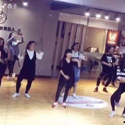 杨家坪成人韩舞视频,动感旋律下的魅力演绎-第2张图片-亚洲AV中文无码乱人伦