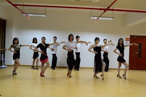 拉丁舞亲嘴成人舞蹈视频,成人亲嘴舞蹈视频魅力解析-第3张图片-亚洲AV中文无码乱人伦 拉丁舞亲嘴成人舞蹈视频,成人亲嘴舞蹈视频魅力解析-第3张图片-亚洲AV中文无码乱人伦