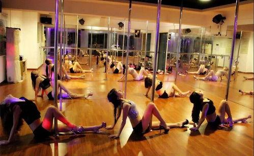 成人舞蹈技巧图片视频,成人舞蹈技巧解析与展示-第3张图片-亚洲AV中文无码乱人伦