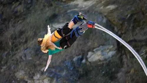 成人男性蹦极视频播放器,揭秘成人男性蹦极的惊险瞬间-第1张图片-亚洲AV中文无码乱人伦