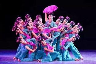 成人古典舞舞蹈教室视频,跟随视频领略成人舞蹈之美-第2张图片-亚洲AV中文无码乱人伦