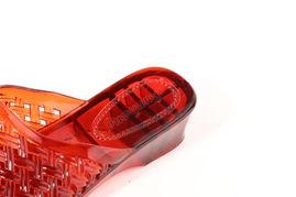 成人女凉拖鞋钩织视频-第1张图片-亚洲AV中文无码乱人伦