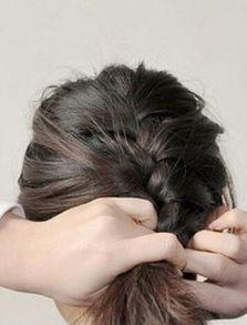 成人怎样编辫子视频教程,打造时尚发型-第2张图片-亚洲AV中文无码乱人伦