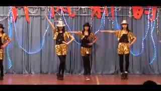 成人舞蹈拿扇子视频教学,跟随视频教程，轻松掌握成人舞蹈扇子技巧-第1张图片-亚洲AV中文无码乱人伦