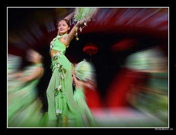 成人女生群舞图片视频-第1张图片-亚洲AV中文无码乱人伦