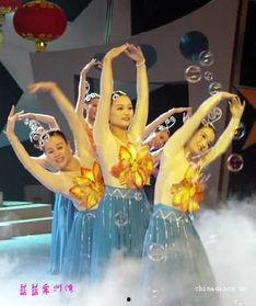 成人女生群舞图片视频-第3张图片-亚洲AV中文无码乱人伦